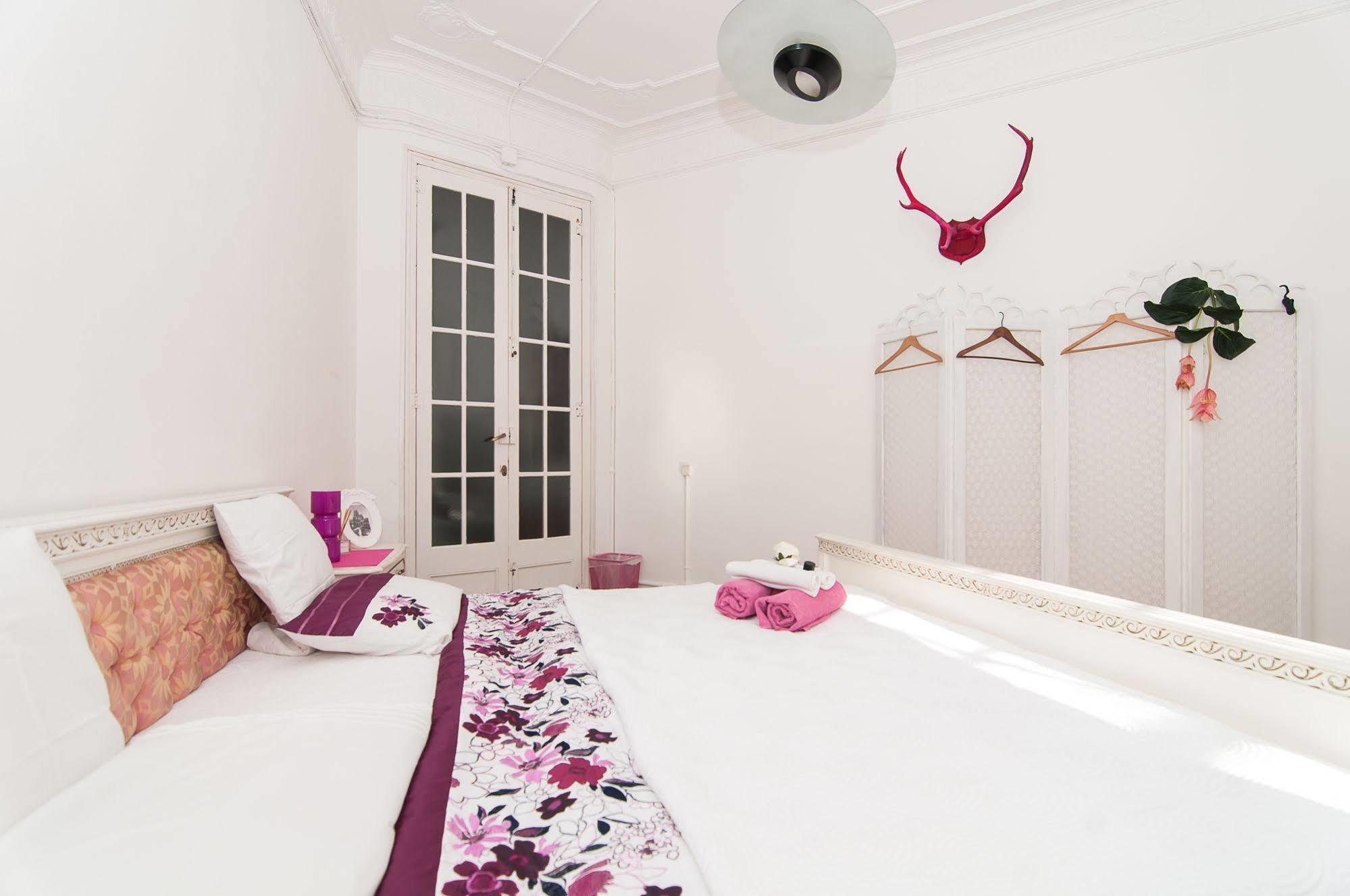 Casa Trianon Bed & Breakfast Barcelona Luaran gambar